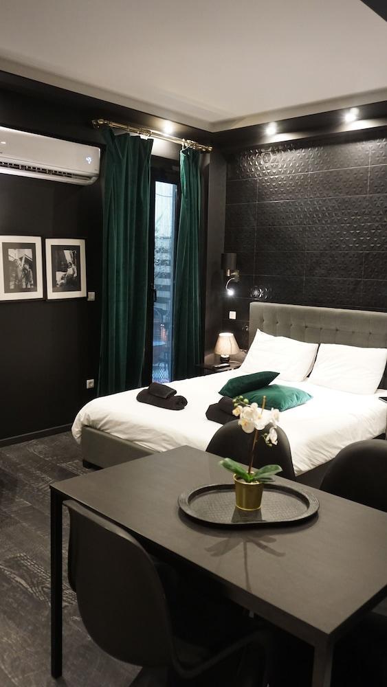 Exclusive Design Studio With Yard Афіни Екстер'єр фото